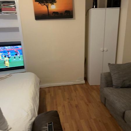 Strand Beach View House Gillingham  Extérieur photo